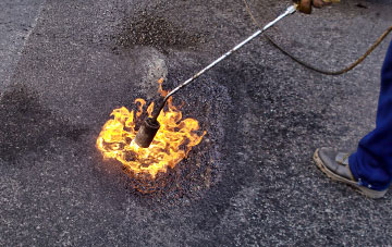 Thwing flat roofing repairs